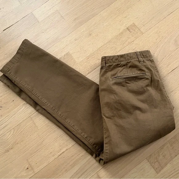 Gap Men’s Straight Leg Pants 31 x 32 Dark Khaki - Picture 2 of 8
